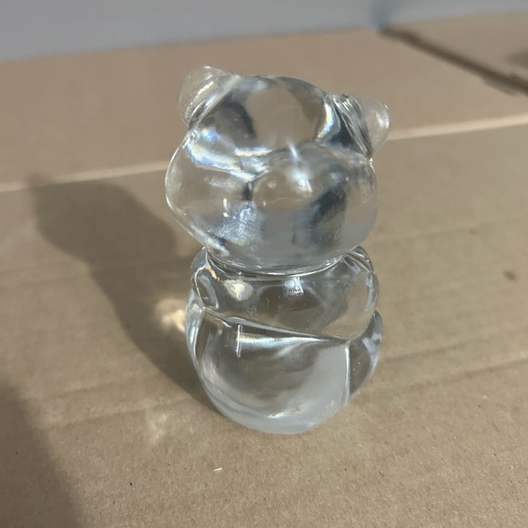Collectible lead Crystal bear probably from the 70s- no cracks or chips- prelove - Picture 2 of 10